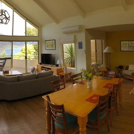 Freycinet Beach House Coles Bay Dış mekan fotoğraf